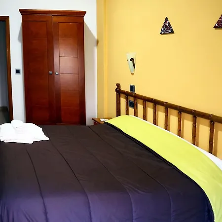 Hostal Muralla-2
